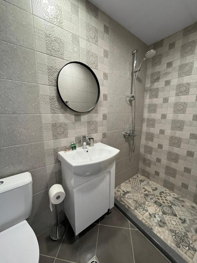 Prista Guest Rooms روس المظهر الخارجي الصورة